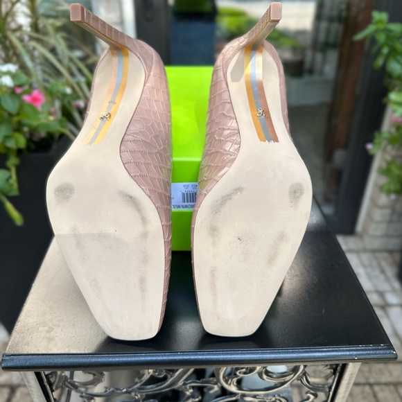 Sam Edelman crocodile print heel. - Picture 6 of 6